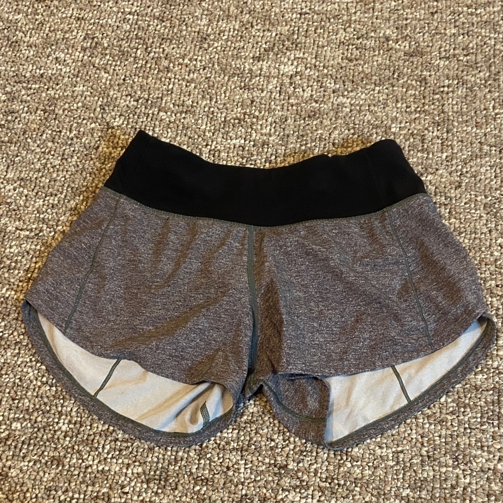 Gray lululemon speed up shorts 4”